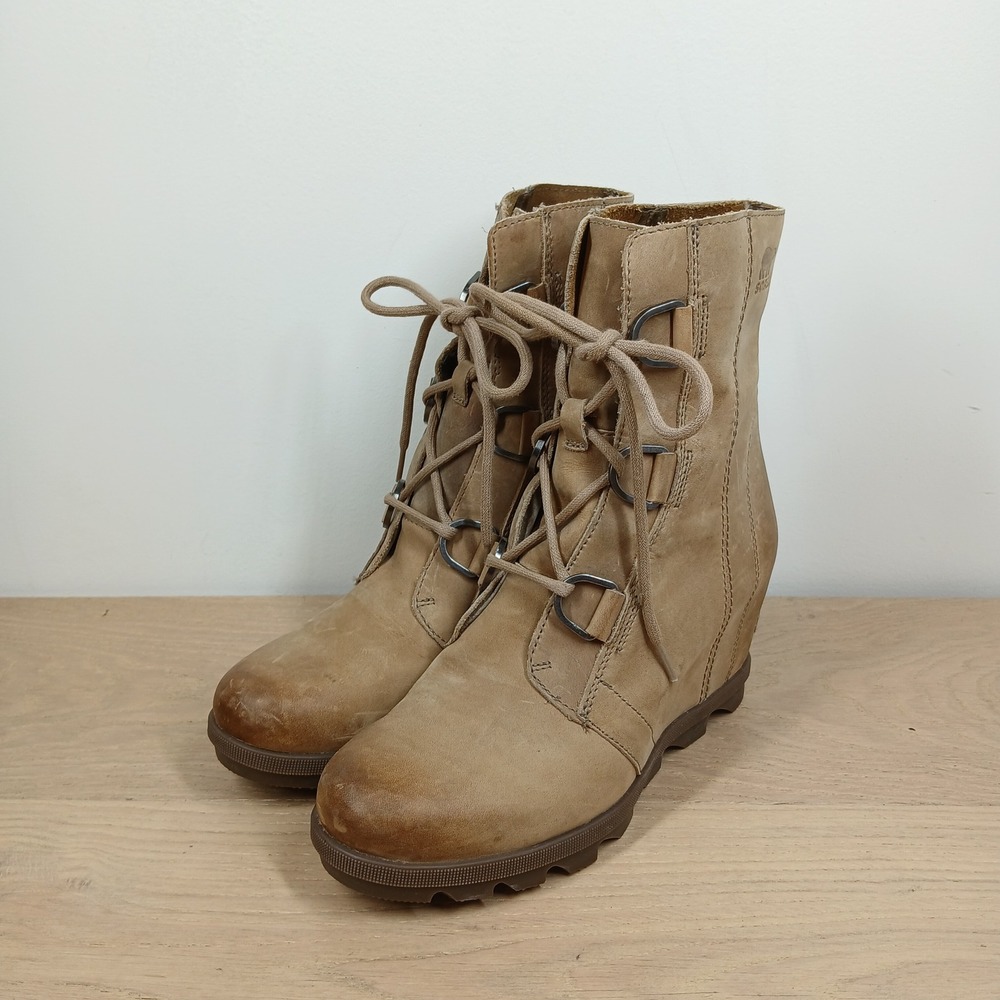 Sorel Boots Womens 8.5 Tan Leather Lace Up Wedge Combat Utility Winter Boots